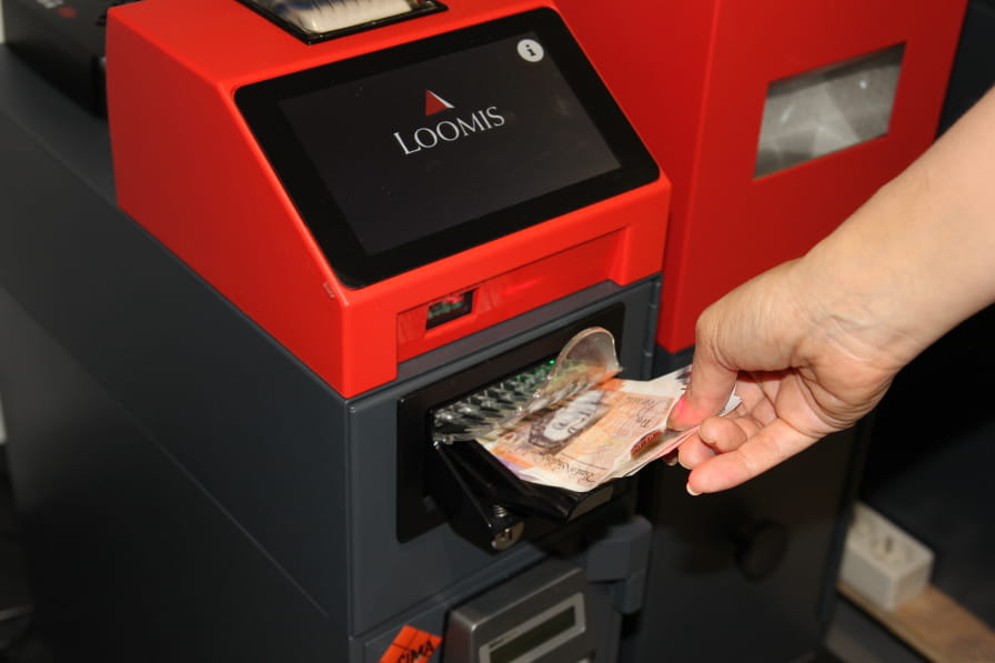 Safepoint käteisenhallintaratkaisu vähittäiskaupoille 